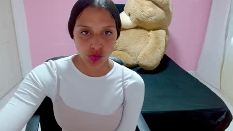 dulce1609 online show from 01.28.25