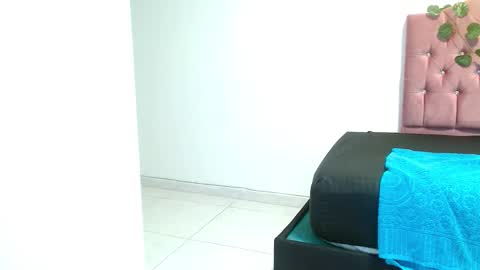 dulce1609 online show from 12.19.25