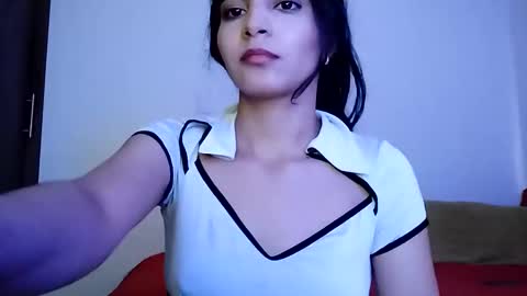 Snapshot of dulce_lucero chatting on 01.07.25 dulce_lucero online show from 01.07.25