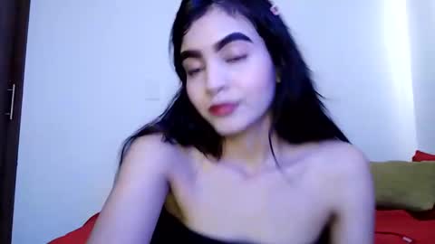 Snapshot of dulce_lucero chatting on 01.12.25 dulce_lucero online show from 01.12.25
