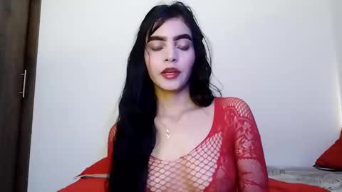 Snapshot of dulce_lucero chatting on 01.13.25 dulce_lucero online show from 01.13.25