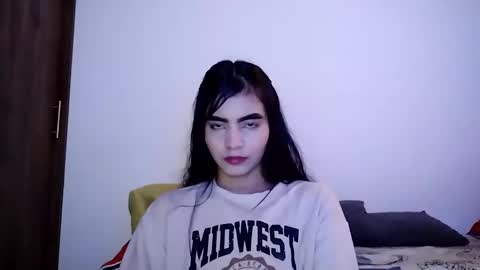Snapshot of dulce_lucero chatting on 01.14.25 dulce_lucero online show from 01.14.25