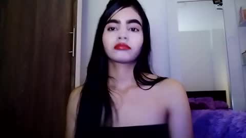 Snapshot of dulce_lucero chatting on 02.05.25 dulce_lucero online show from 02.05.25