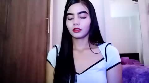 Snapshot of dulce_lucero chatting on 02.16.25 dulce_lucero online show from 02.16.25