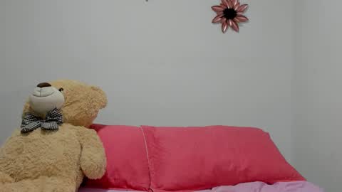 Snapshot of dulce_roberts_ chatting on 12.05.24 Dulce  online show from 12.05.24