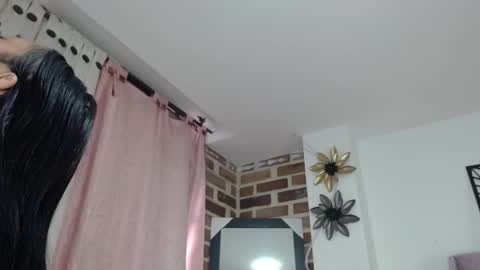Snapshot of dulce_tentaciion chatting on 05.19.26 Dulce online show from 05.19.26