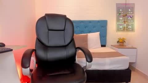 Dulce Baker online show from 10.11.25