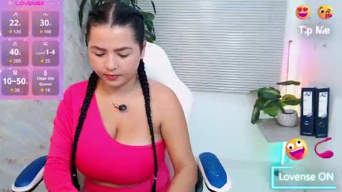 Snapshot of dulcee_kathy18 chatting on 07.19.26 Kathy online show from 07.19.26