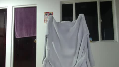 dulceisabellax online show from 01.28.25