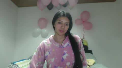 dulceisabellax online show from 02.20.25