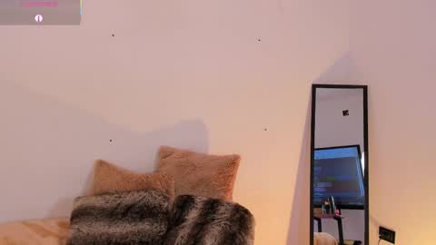 Snapshot of dulcey_ chatting on 09.21.25 Dulcey online show from 09.21.25