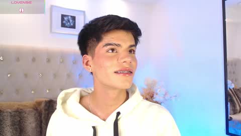 Snapshot of dulcey_ chatting on 09.22.25 Dulcey online show from 09.22.25