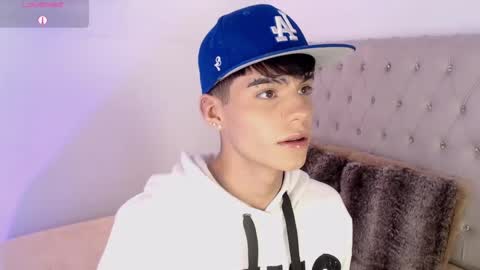 Snapshot of dulcey_ chatting on 10.06.25 Dulcey online show from 10.06.25