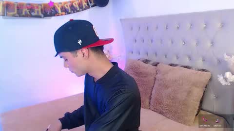 Snapshot of dulcey_ chatting on 10.26.25 Dulcey online show from 10.26.25