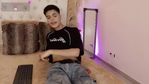 Snapshot of dulcey_ chatting on 11.04.25 Dulcey online show from 11.04.25