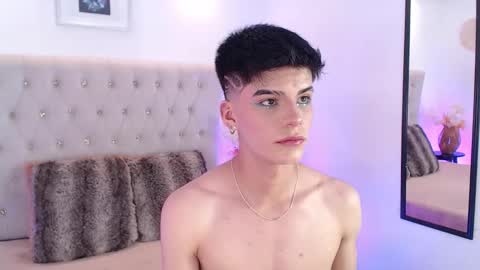 Snapshot of dulcey_ chatting on 11.06.25 Dulcey online show from 11.06.25