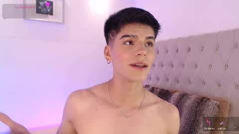 Snapshot of dulcey_ chatting on 11.08.25 Dulcey online show from 11.08.25