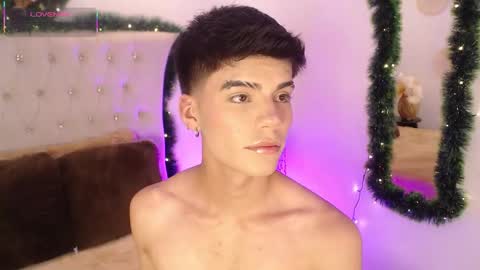 Snapshot of dulcey_ chatting on 12.18.25 Dulcey online show from 12.18.25