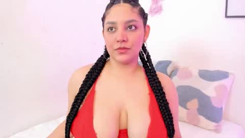 Snapshot of dullce77 chatting on 11.22.25 Dulce online show from 11.22.25