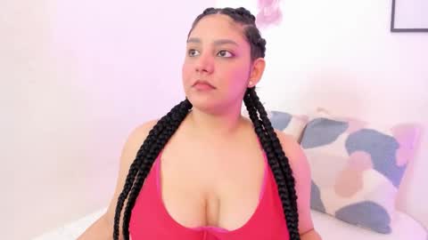 Snapshot of dullce77 chatting on 11.23.25 Dulce online show from 11.23.25