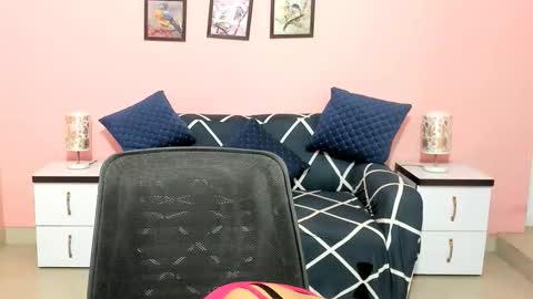 Snapshot of dumble_doree chatting on 05.20.26 dumble_doree online show from 05.20.26