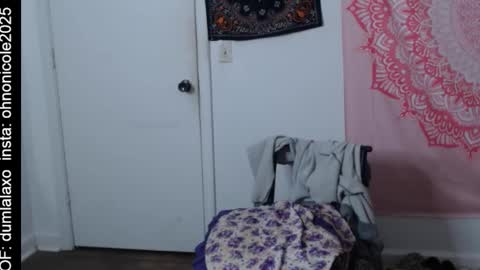 the only advantage you have over me is that u can kiss my ass and i cant  online show from 02.18.26