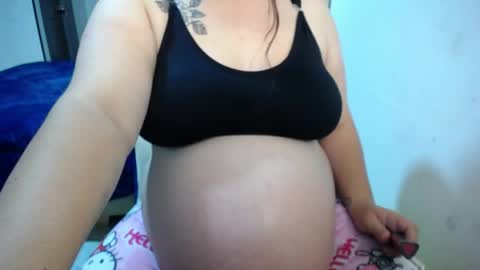 Snapshot of dumont_model chatting on 05.19.26 Nicole online show from 05.19.26