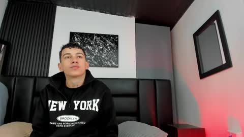 Snapshot of duolust chatting on 09.23.25 Thomas and Noah online show from 09.23.25