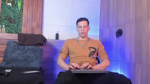 Dustin Sonne online show from 04.24.26