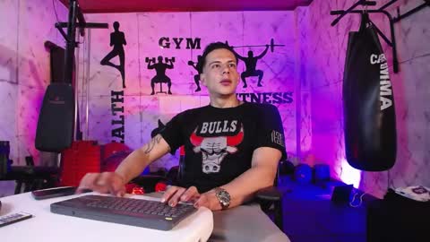 Dustin Sonne online show from 05.05.26