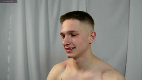 Dustyn online show from 01.10.25