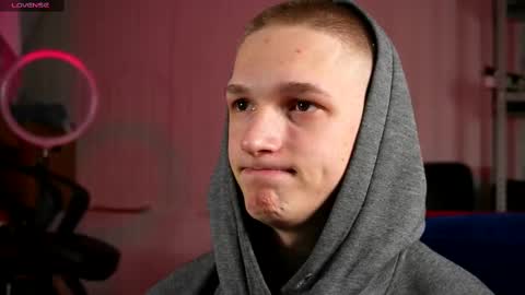 Dustyn online show from 02.09.25