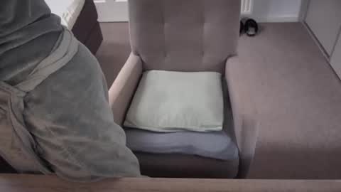 Snapshot of dutchamber chatting on 02.28.25 Ambertje040 online show from 02.28.25