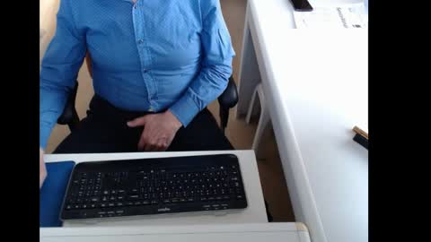 dutchpornking2 online show from 04.15.26