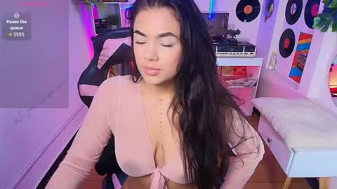 Snapshot of duulce_mia chatting on 06.24.26 duulce_mia online show from 06.24.26