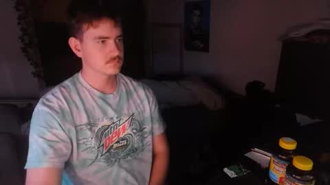 Snapshot of dvd317578 chatting on 05.26.26 Devan D online show from 05.26.26