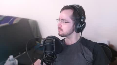 Snapshot of dwmat chatting on 01.08.25 dwmat online show from 01.08.25