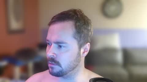 Snapshot of dwmat chatting on 11.05.25 dwmat online show from 11.05.25