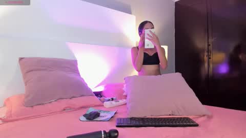 Dylan and Katte online show from 12.21.25