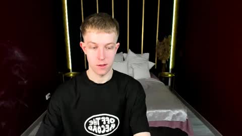 Snapshot of dylan_norton chatting on 04.30.26 Dylan online show from 04.30.26