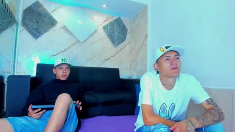 Snapshot of dylan_vanni chatting on 04.26.26 Dylan online show from 04.26.26