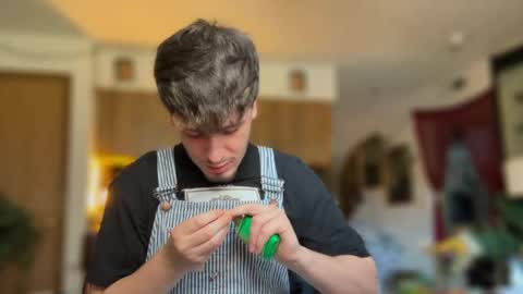 Snapshot of dylandaniel69 chatting on 09.11.25 Dylan Daniel 7.8 online show from 09.11.25