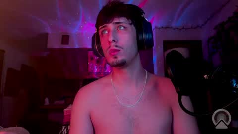 Dylan Daniel 7.8 online show from 05.04.26