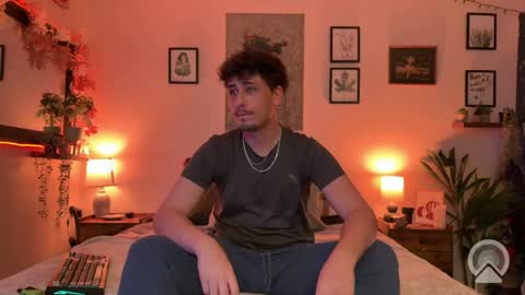 Dylan Daniel 7.8 online show from 05.11.26
