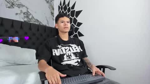 Snapshot of dylanroyce_ chatting on 03.16.26 dylanroyce_ online show from 03.16.26