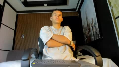 Snapshot of dylanroyce_ chatting on 04.13.26 dylanroyce_ online show from 04.13.26