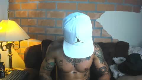 Snapshot of dylanstonne1 chatting on 03.09.25 D Y L A N online show from 03.09.25