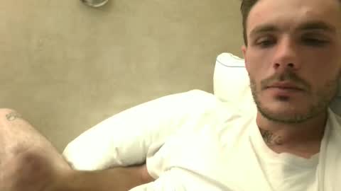 Snapshot of dylp400 chatting on 01.09.25 dylp400 online show from 01.09.25