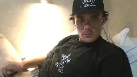 Snapshot of dylp400 chatting on 03.09.25 dylp400 online show from 03.09.25