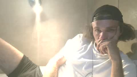 Snapshot of dylp400 chatting on 09.27.25 dylp400 online show from 09.27.25